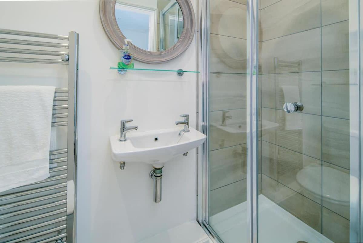 Firefly House Villa Cowes  Buitenkant foto