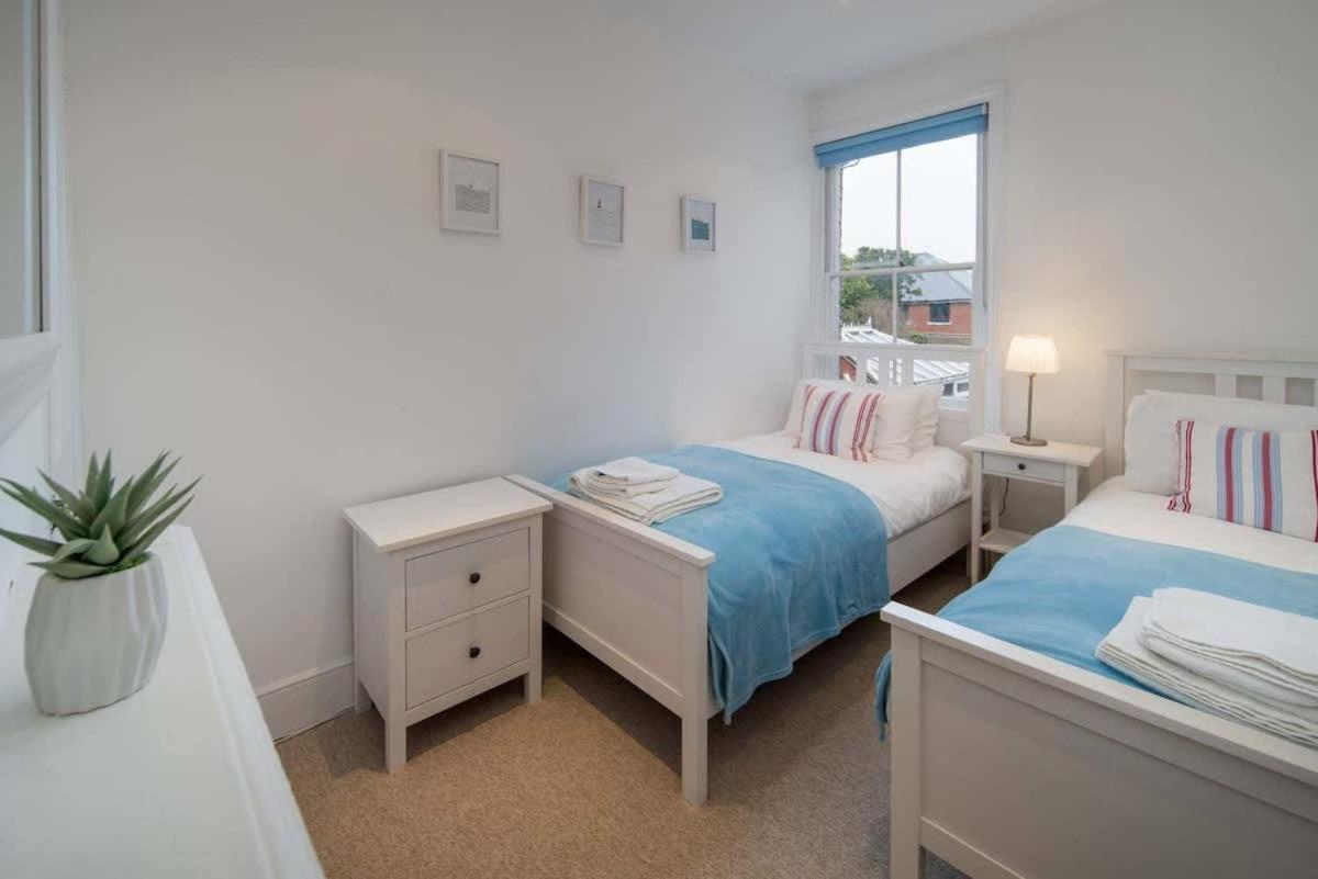 Firefly House Villa Cowes  Buitenkant foto