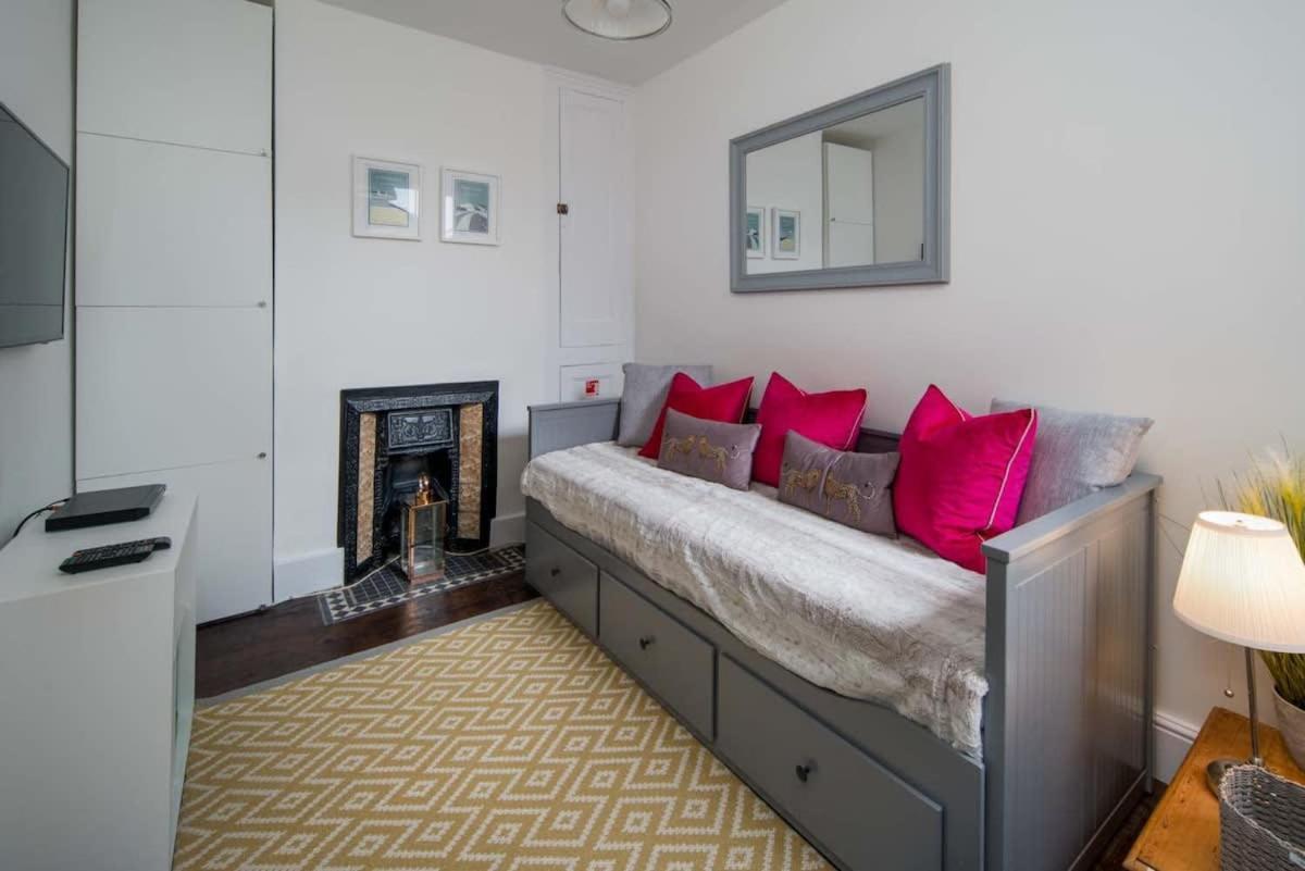 Firefly House Villa Cowes  Buitenkant foto