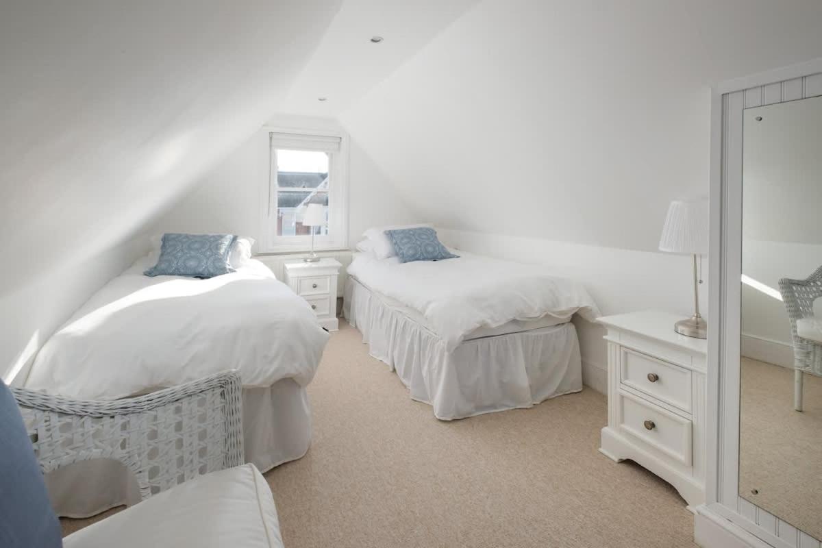 Firefly House Villa Cowes  Buitenkant foto